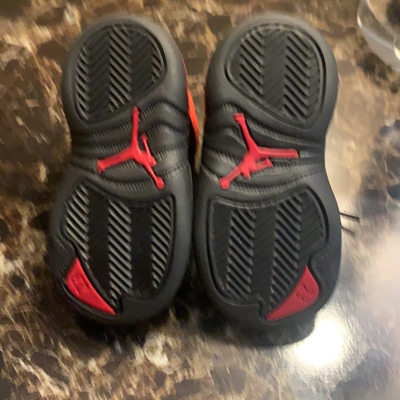 ❤️‍🔥 REVERSE FLU GAME JORDAN XII ❤️‍🔥 - Picture 4 of 5